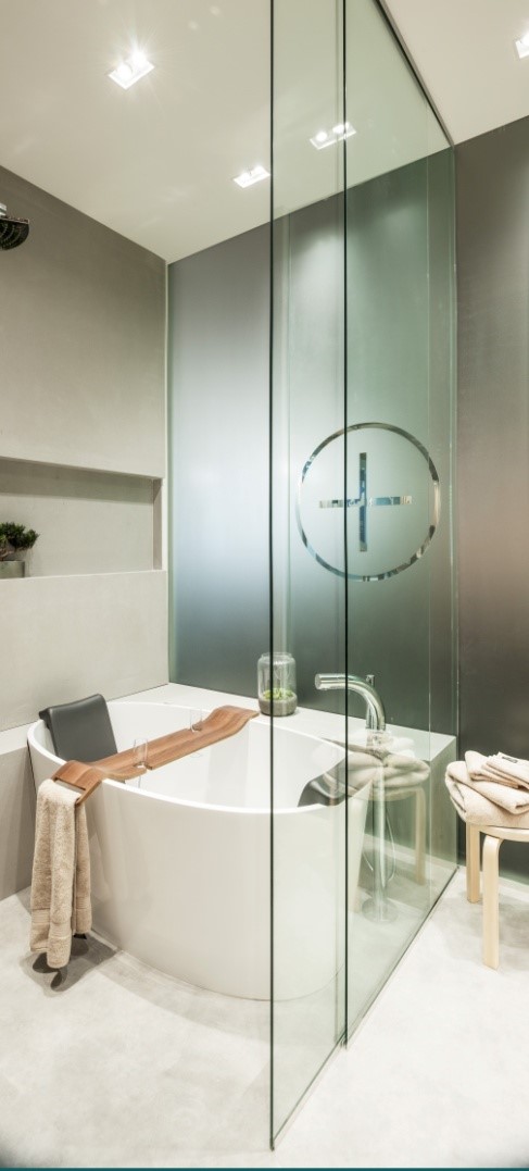 2016 winner of the Victoria + Albert bathroom design competition. Designed by Stephan Pӧppelmann.