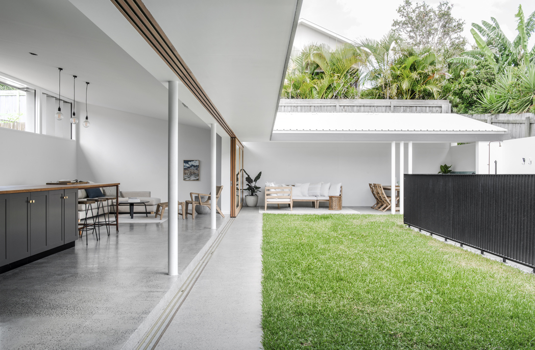 Myers Ellyett captures light and site in Brisbane Australian Design