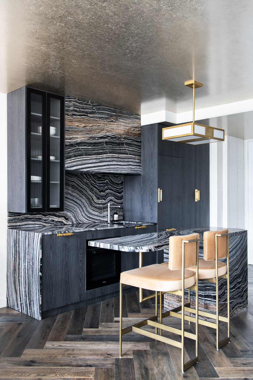 Alexander Pollock Melbourne weekender dominated by "dramatic stone" Australian Design Review