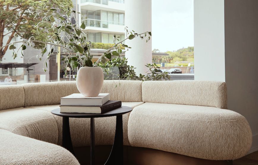 Smac Studio designs a luxurious and modern reception area in Rose Bay