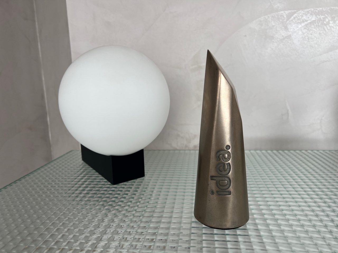 Take a look at our IDEA 2022 shelfies! Australian Design Review